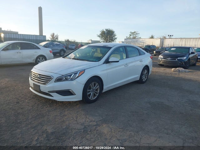 Hyundai SONATA SE 2016 5NPE24AF7GH358493 Image 2