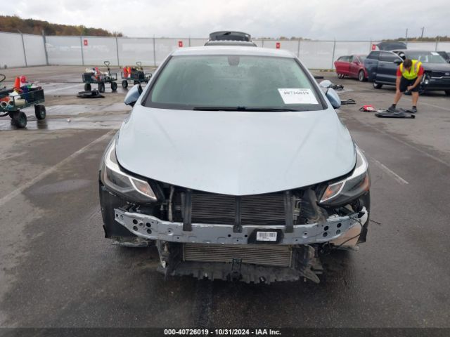 1G1BF5SM2H7139353 Chevrolet Cruze Premier Auto