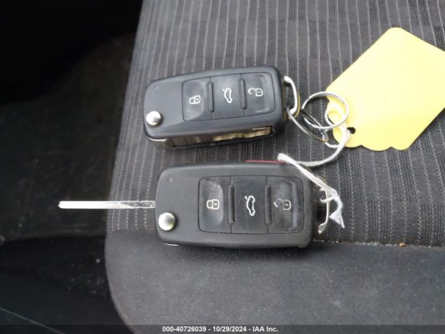 WVGAV7AXXHK045341 Volkswagen Tiguan 2.0t/2.0t S