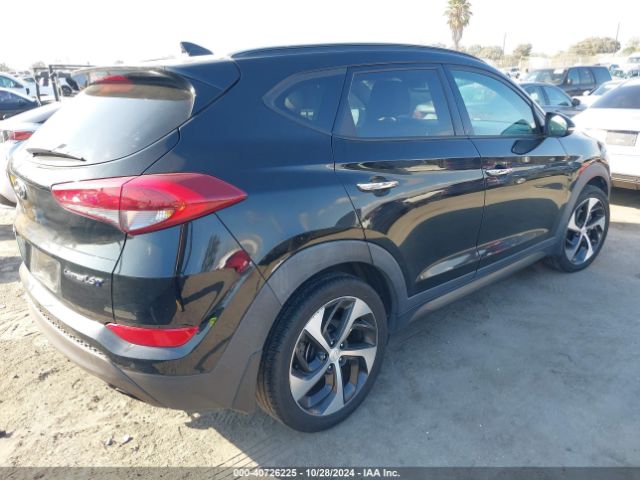 KM8J33A2XGU260384 Hyundai Tucson Limited