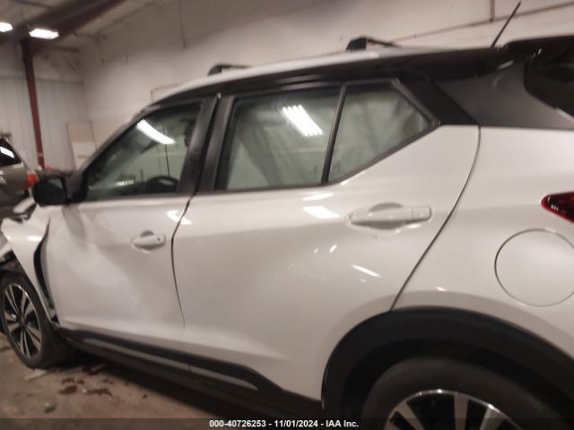 3N1CP5DV1LL530208 Nissan Kicks Sr Xtronic Cvt