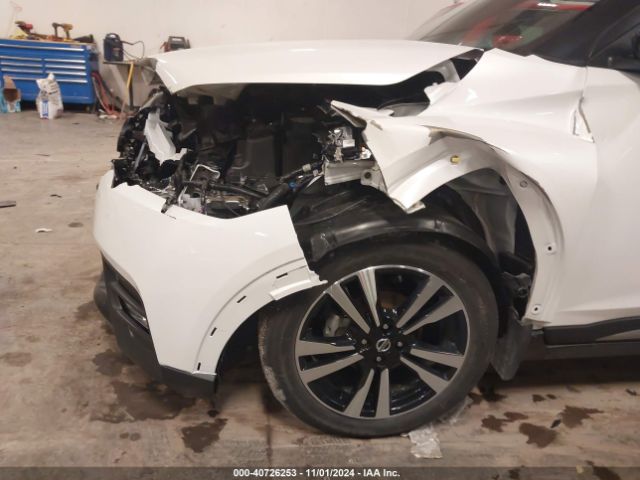 3N1CP5DV1LL530208 Nissan Kicks Sr Xtronic Cvt
