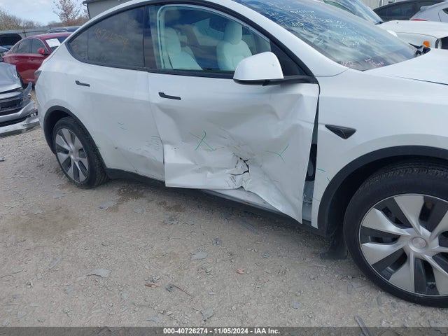 2023 TESLA MODEL Y 7SAYGDEE8PF817225 Photo 5