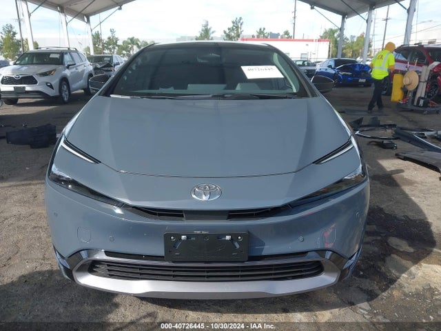 Toyota PRIUS XLE 2024 JTDACAAUXR3030475 Image 13