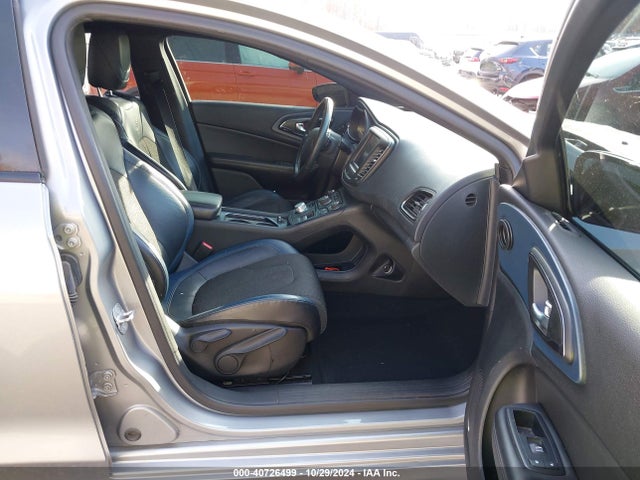Chrysler 200 S 2015 1C3CCCDG9FN522929 Image 5
