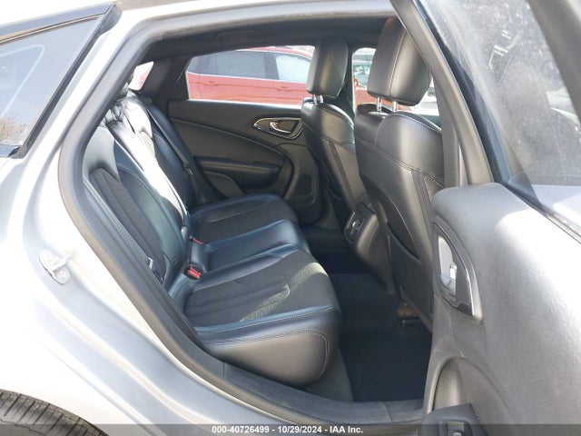 Chrysler 200 S 2015 1C3CCCDG9FN522929 Image 8