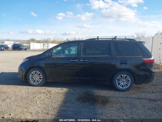 5TDYK3DC0GS713524 Toyota Sienna Xle 8 Passenger