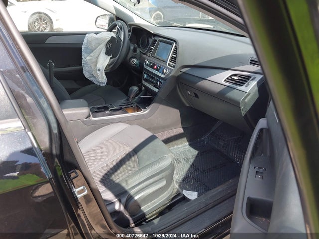Hyundai SONATA SE 2019 5NPE24AFXKH783411 Image 5