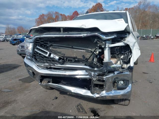 3C6UR5CJ4MG506576 RAM 2500 Tradesman  4x4 6'4 Box