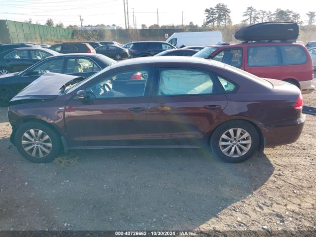 1VWAT7A36EC104329 Volkswagen Passat 1.8t Wolfsburg Edition