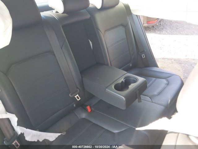 1VWAT7A36EC104329 Volkswagen Passat 1.8t Wolfsburg Edition