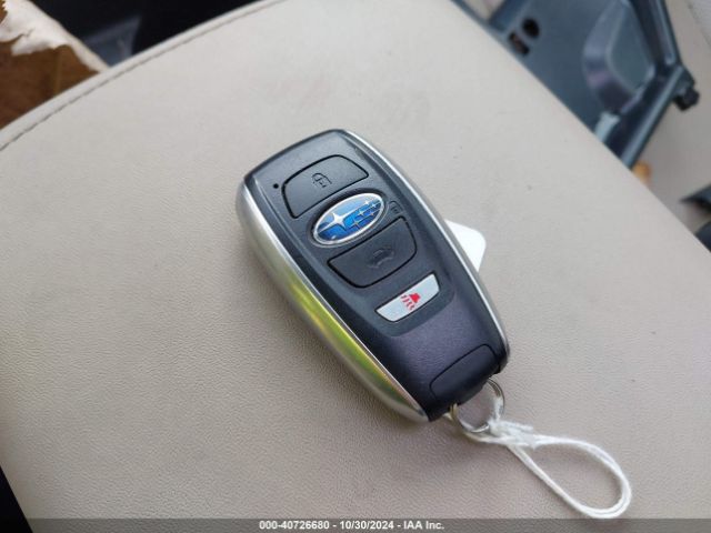 4S4BTANC3N3128033 Subaru Outback Limited