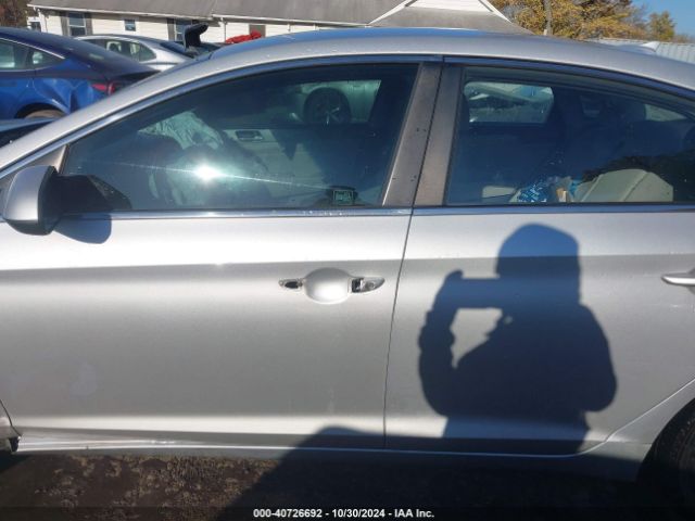 5NPE24AFXFH221868 Hyundai SONATA SE