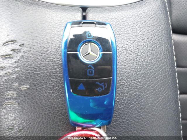 WDDWJ8EB5KF845352 Mercedes-Benz C 300 4matic