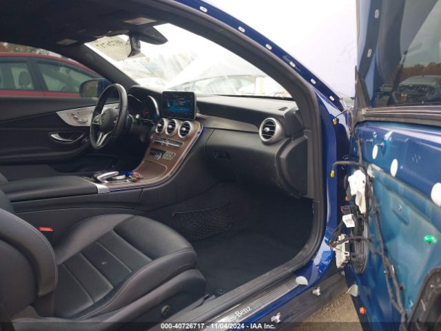 WDDWJ8EB5KF845352 Mercedes-Benz C 300 4matic