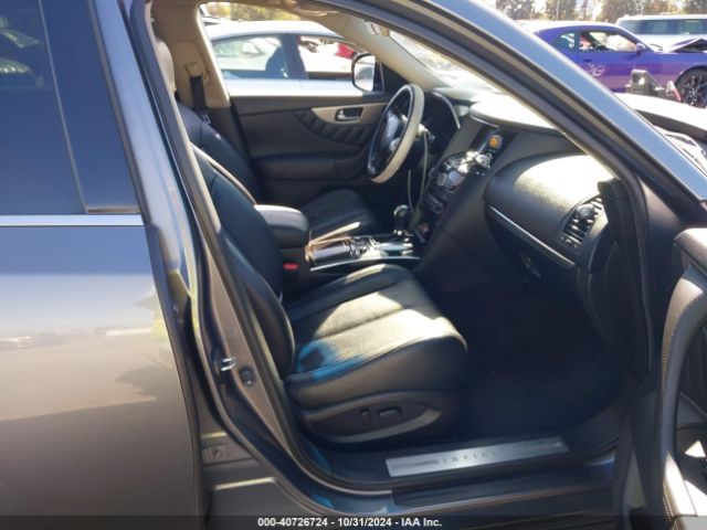 JN8CS1MU2GM670344 Infiniti QX70