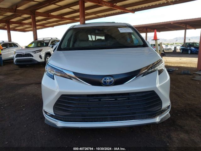 5TDYRKEC0NS081819 Toyota SIENNA XLE