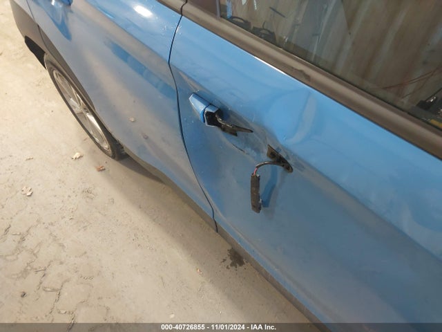 KM8K3CAB8NU844252 Hyundai Kona Sel
