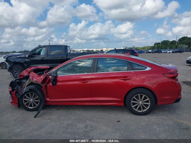 Hyundai SONATA SE 2018 5NPE24AF1JH713763 Image 14