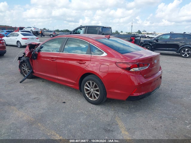 Hyundai SONATA SE 2018 5NPE24AF1JH713763 Image 3