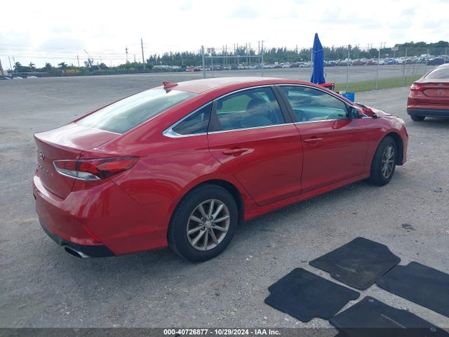Hyundai SONATA SE 2018 5NPE24AF1JH713763 Image 4