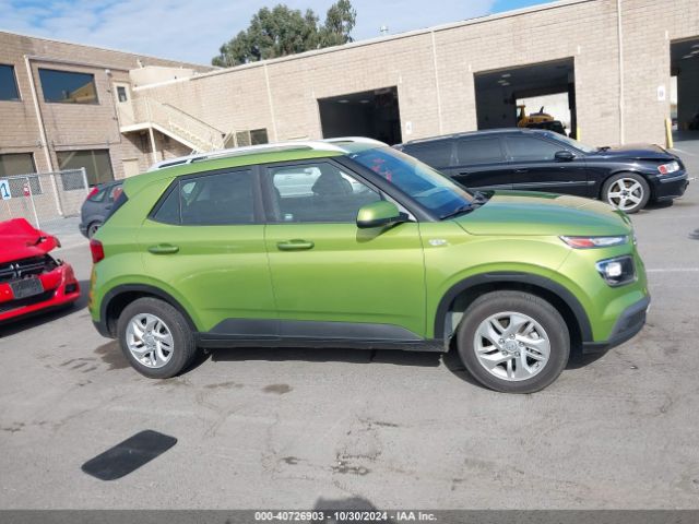 KMHRC8A37LU019031 Hyundai Venue Sel