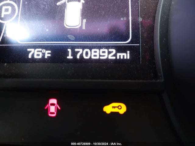 KIA SEDONA LX 2017 KNDMB5C13H6316238 Image 15
