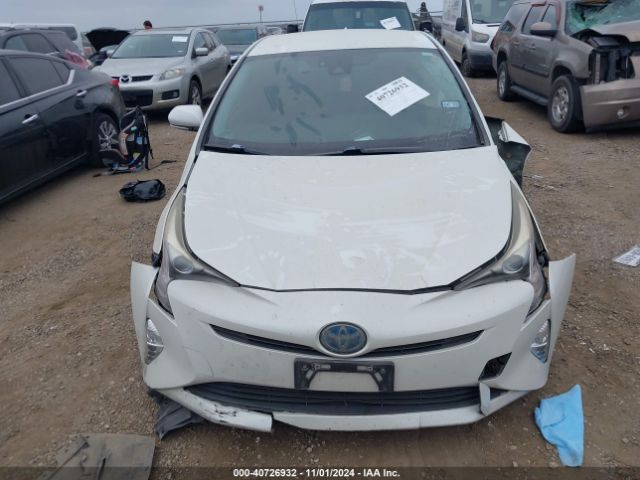 JTDKARFU9G3522624 Toyota Prius Three Touring
