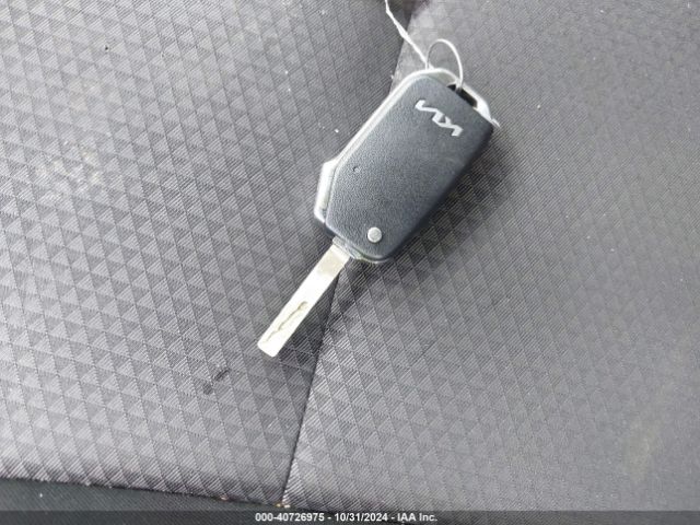 KNDJ23AU2N7170408 KIA SOUL LX