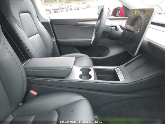 2022 TESLA MODEL Y 7SAYGDEF3NF562196 Photo 4