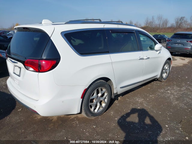 Chrysler Pacifica Touring L 2018 2C4RC1BG7JR339280 Image 4