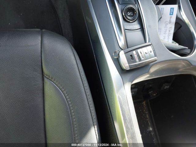 5J8YD3H31JL010898 Acura MDX