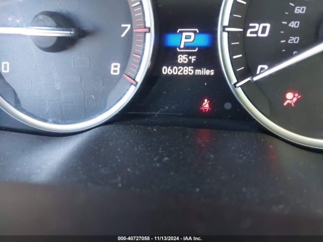 5J8YD3H31JL010898 Acura MDX