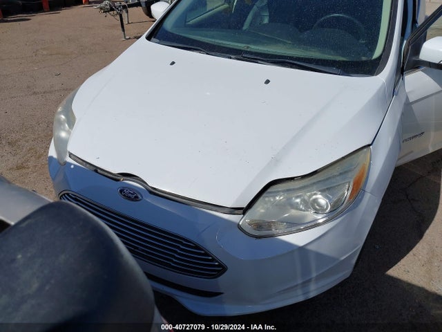 Ford FOCUS ELECTRIC 2014 1FADP3R42EL401114 Image 10