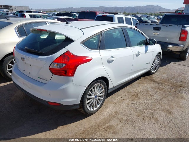 Ford FOCUS ELECTRIC 2014 1FADP3R42EL401114 Image 4