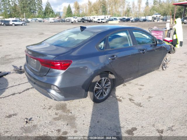 3KPF24ADXPE649321 KIA Forte Lxs