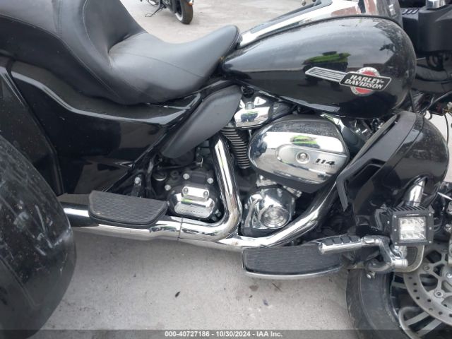 2022 HARLEY-DAVIDSON FLHTCUTG 1HD1MAF19NB856437 Photo 7