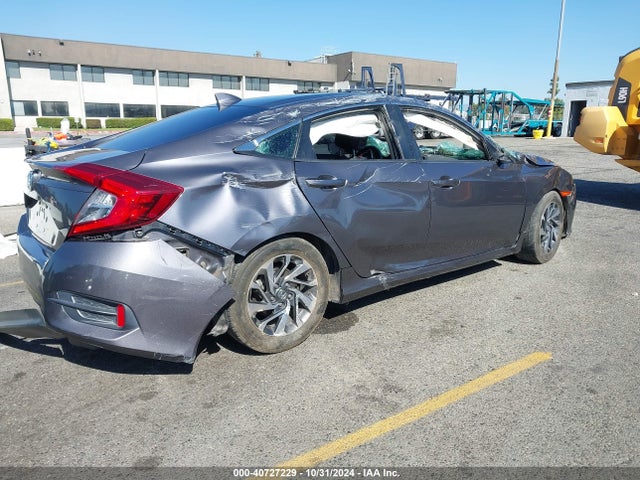 Honda CIVIC EX 2018 2HGFC2F74JH505572 Image 4