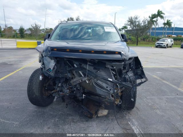 5TFUM5F17EX051772 Toyota Tundra Sr5 4.6l V8