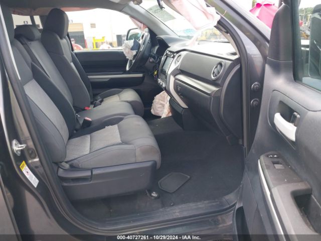 5TFUM5F17EX051772 Toyota Tundra Sr5 4.6l V8