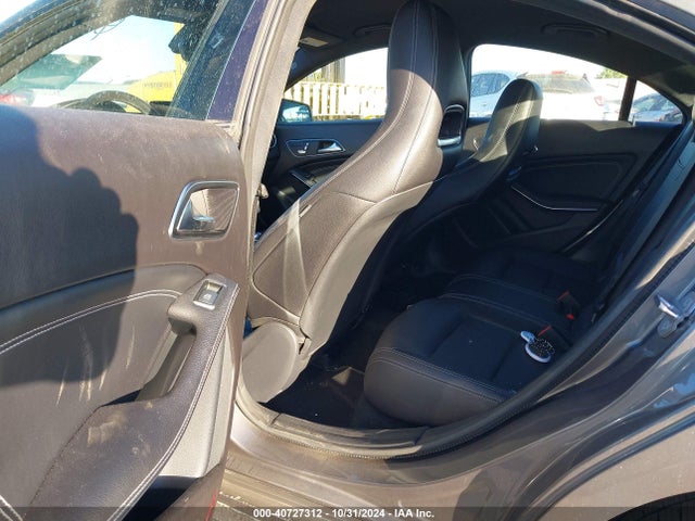 WDDSJ4EB2KN776908 Mercedes-Benz CLA 250