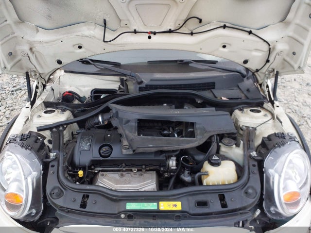 2011 MINI COOPER CLUBMAN WMWZF3C5XBT188121 Photo 9