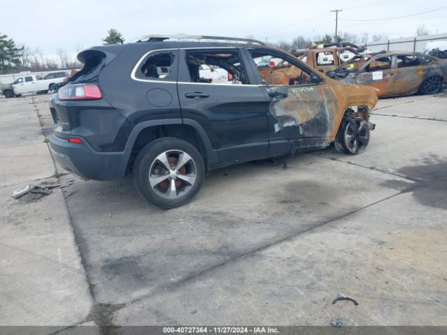 1C4PJMDN1KD292438 Jeep Cherokee Limited 4x4