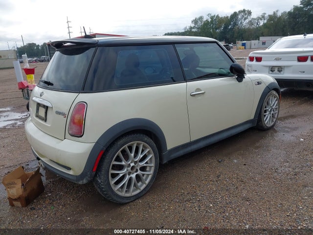 2005 MINI COOPER S WMWRE334X5TD94394 Photo 3