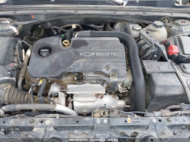 1G1ZD5ST1JF137861 Chevrolet MALIBU LT