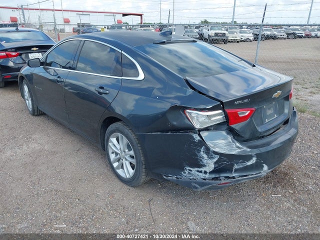 1G1ZD5ST1JF137861 Chevrolet MALIBU LT