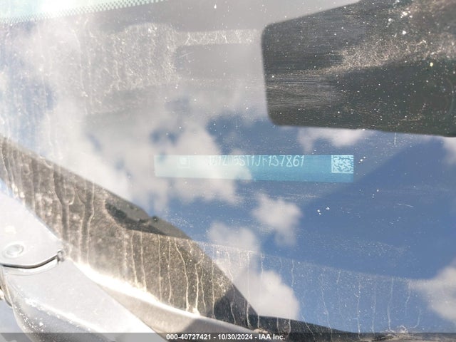 1G1ZD5ST1JF137861 Chevrolet MALIBU LT