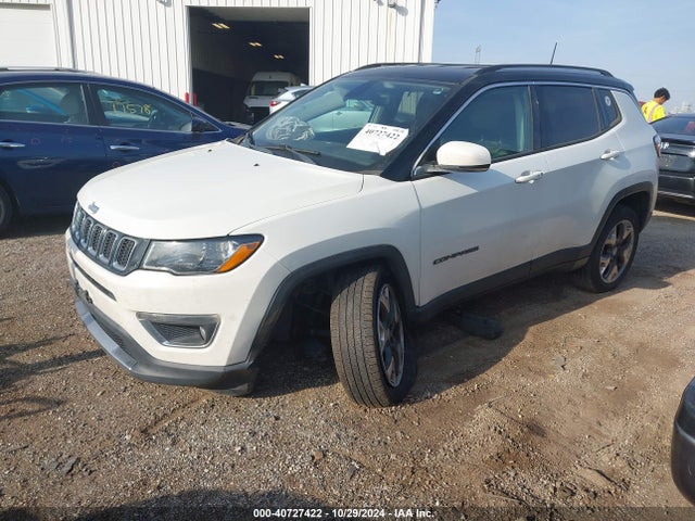 3C4NJDCB9JT231605 Jeep Compass Limited 4x4