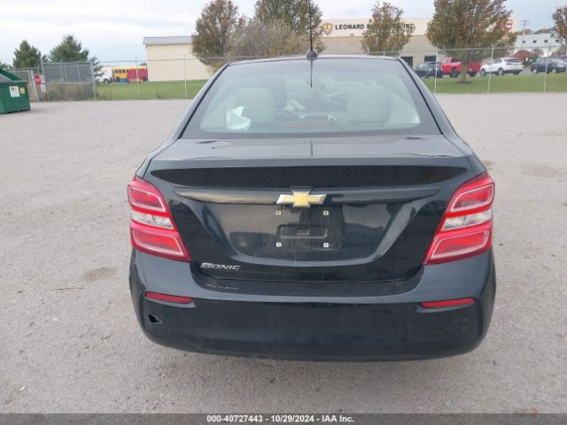 1G1JB5SG9J4128083 Chevrolet Sonic Ls Auto