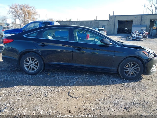 Hyundai SONATA SE 2017 5NPE24AF2HH486917 Image 13